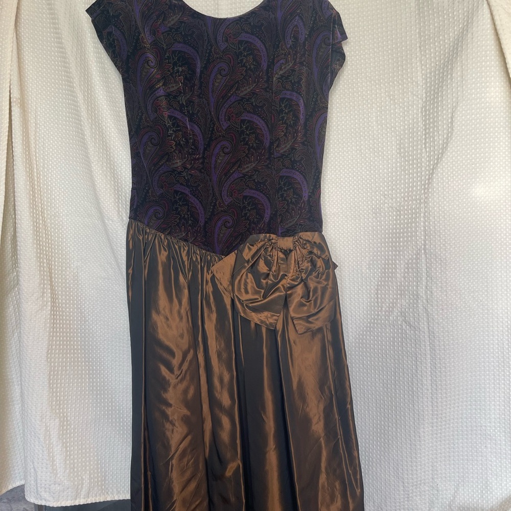 Donna Morgan Purple Paisley Bodice with Brown Satin Skirt Midi Dress